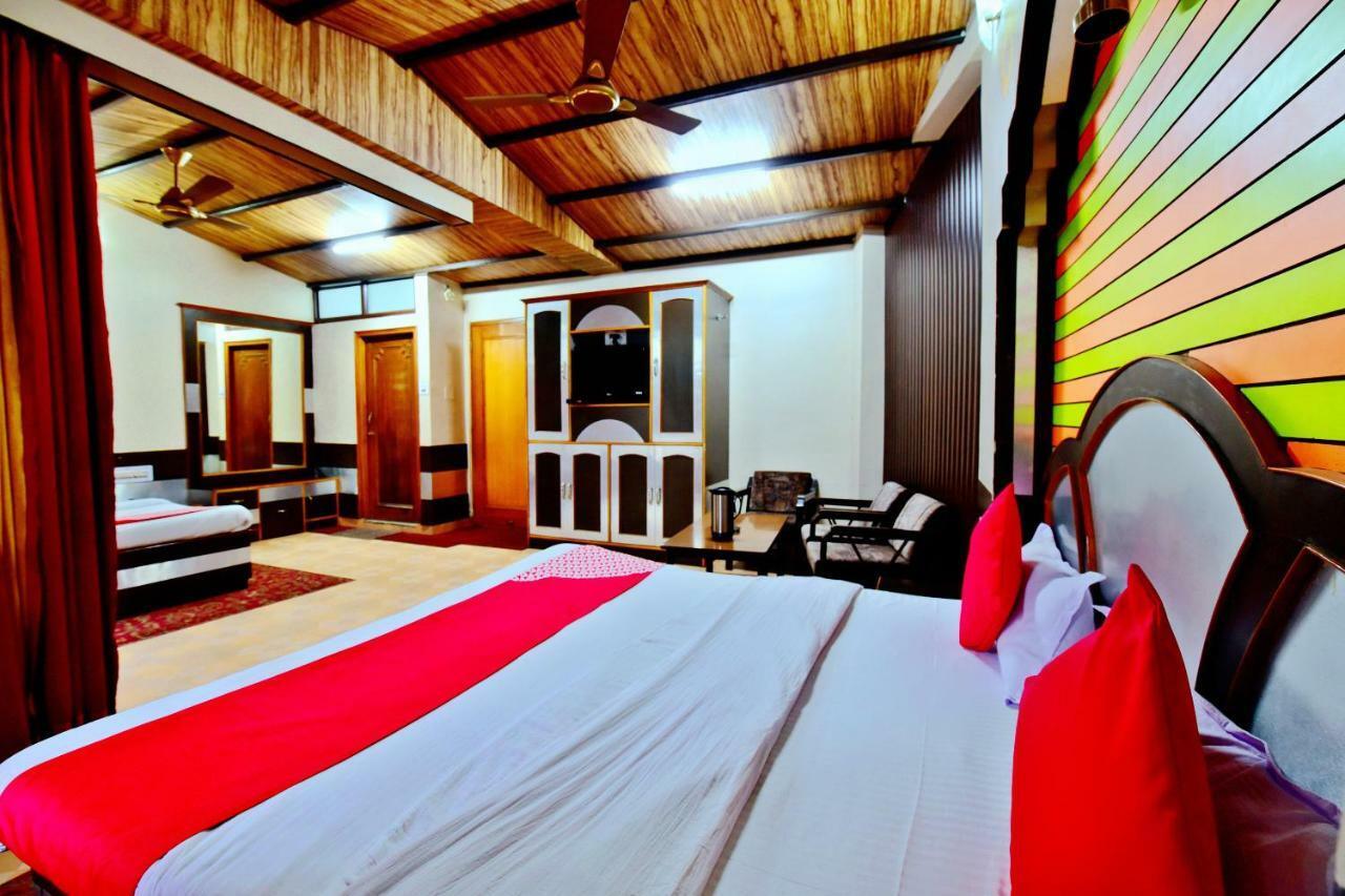 Oyo 26909 Hotel Paras Mandi Kültér fotó